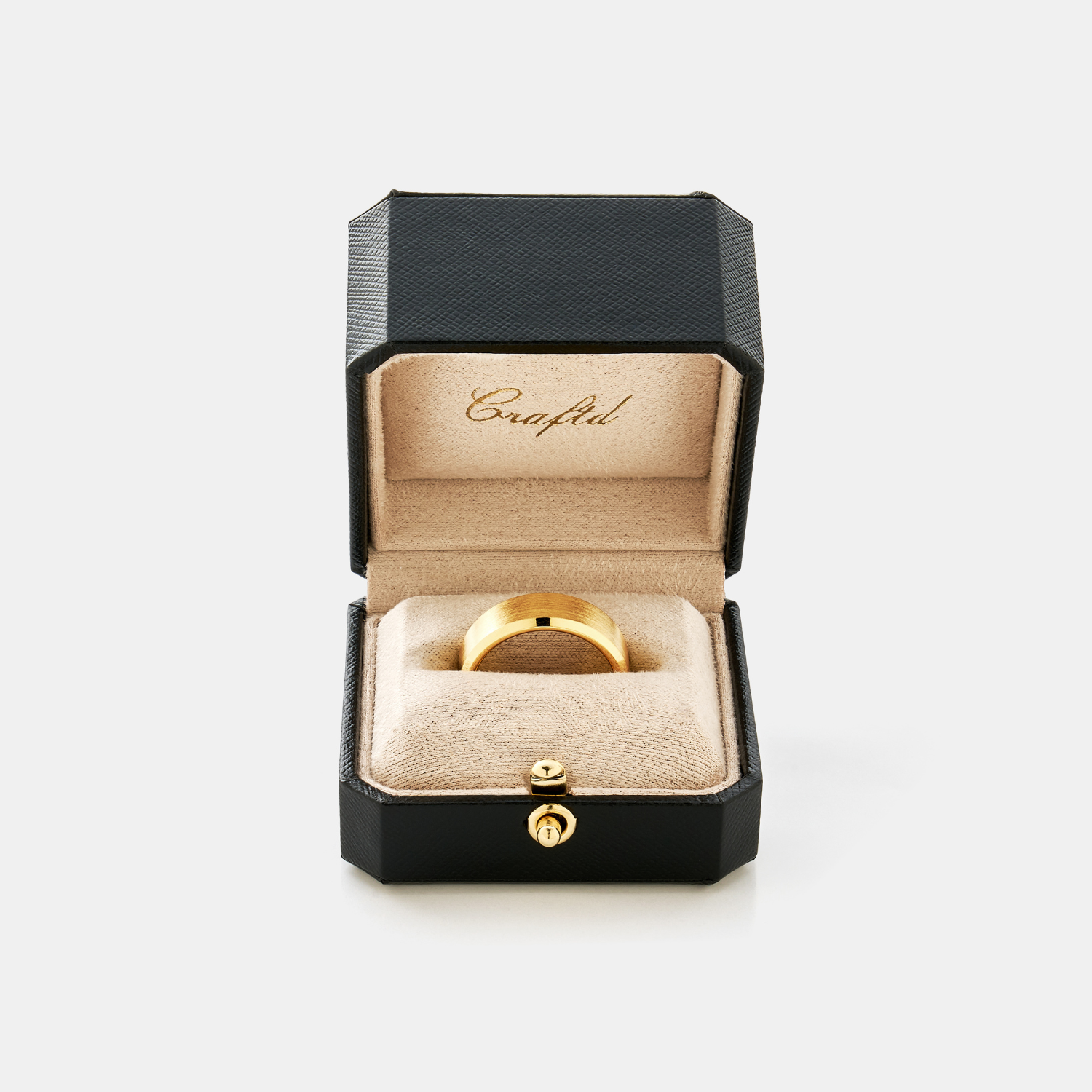 Bevelled Ring (Gold) 8mm | 18ct Gold Tungsten
